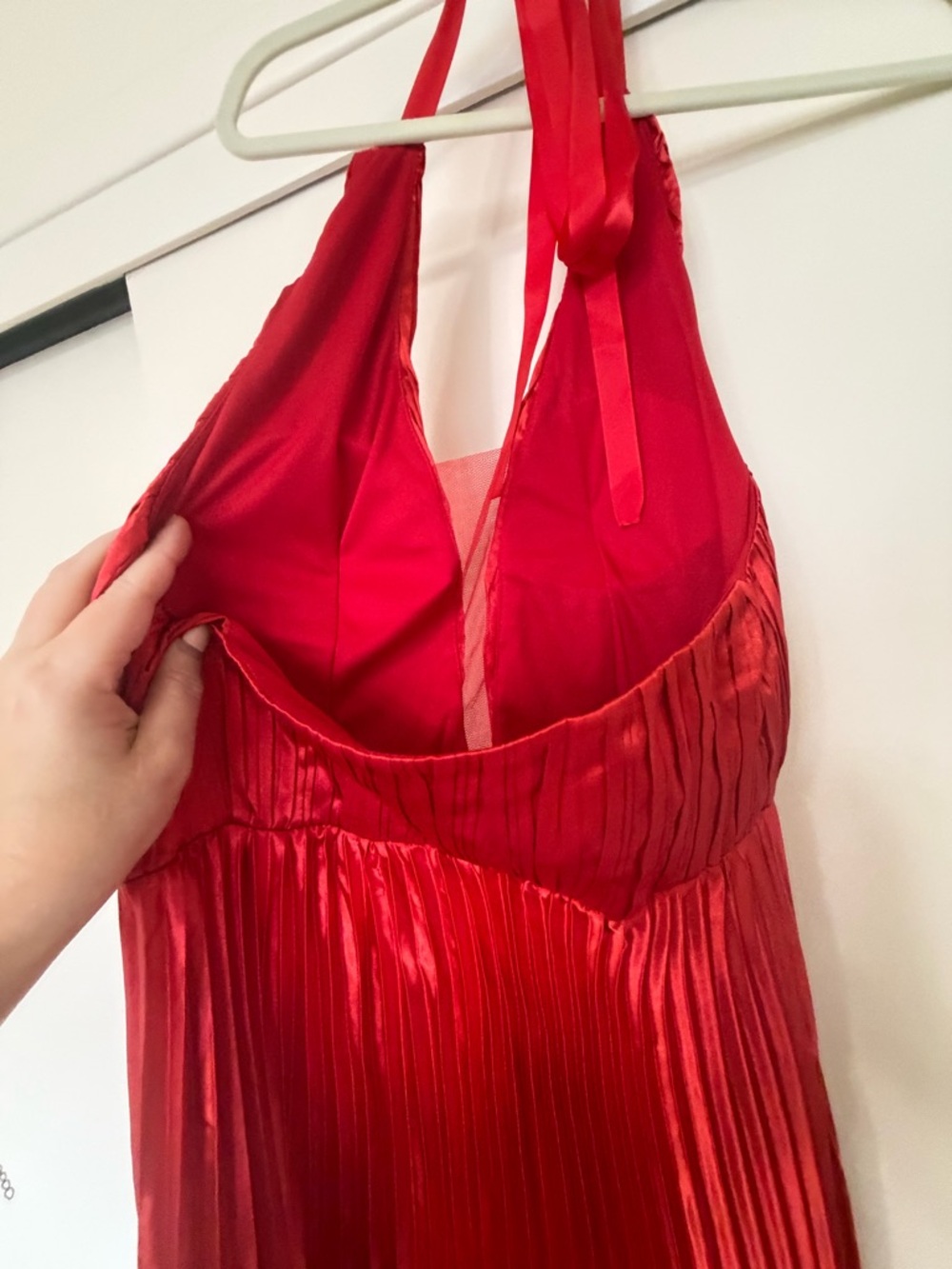 Red Pleated Halter Maxi Dress - Picture 4 of 6